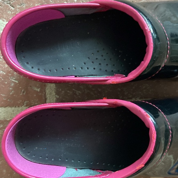 Sanita “Zenia” The Original Danish Patent Leather Clogs - Picture 8 of 15